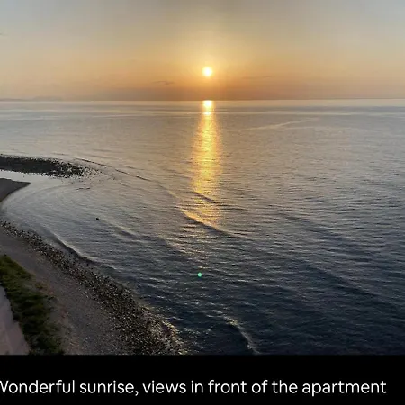 Apartment Private Beachfront In Alicante