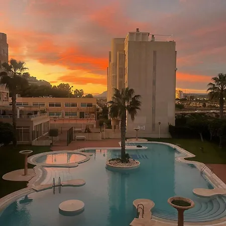 Private Beachfront In アパート